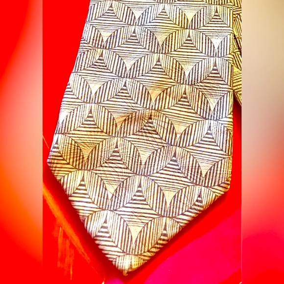 Neo BILL BLASS Geometrical Silk Tie - Picture 2 of 5
